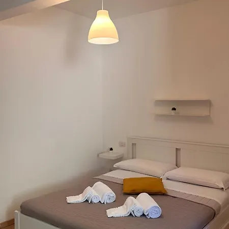 아파트 Peonia - Soggiorni Le Grotte *