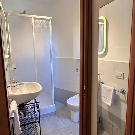 아파트 Peonia - Soggiorni Le Grotte