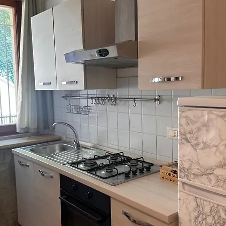 Peonia - Soggiorni Le Grotte * Camerano