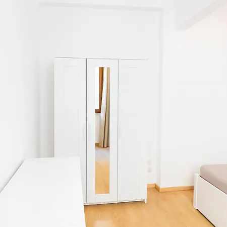 Peonia - Soggiorni Le Grotte * Camerano